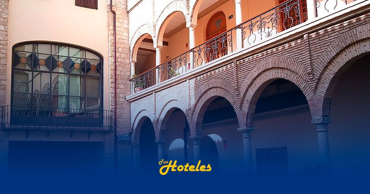 Palacio Del Condestable Iranzo